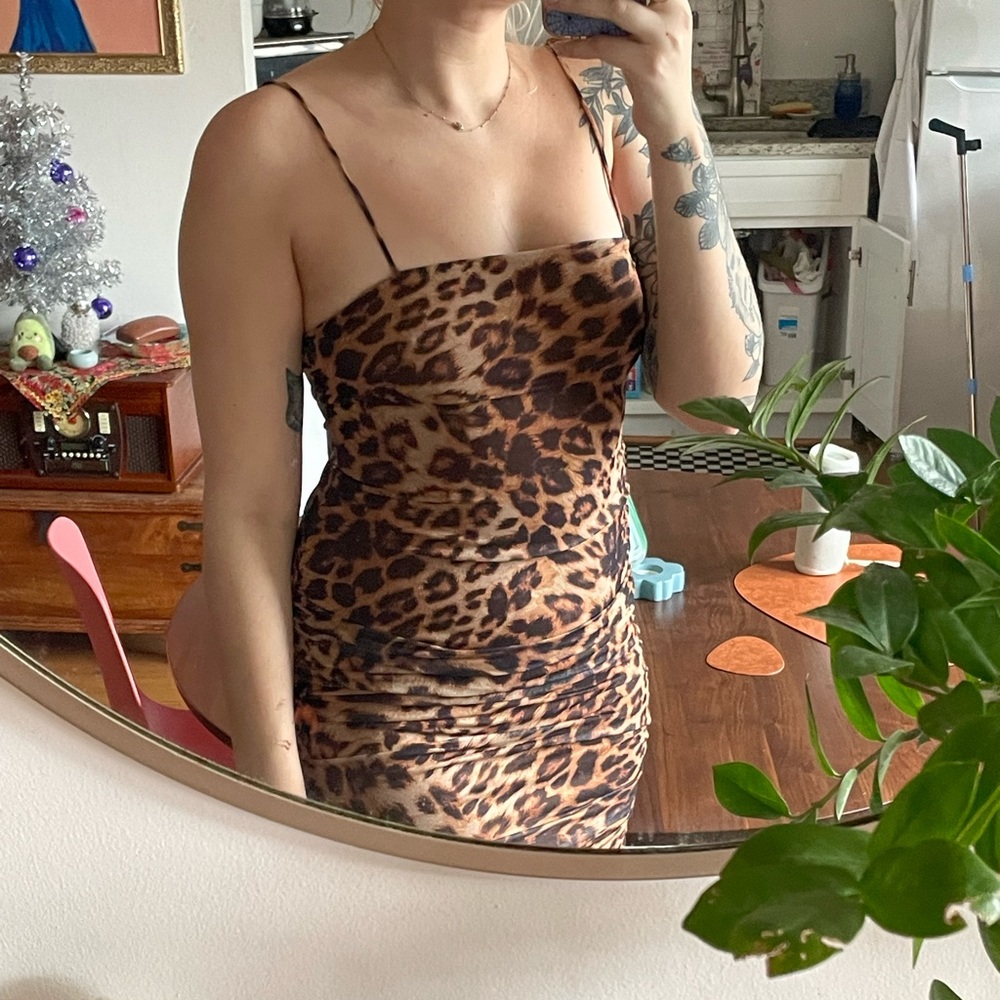 leopard print bodycon dress
